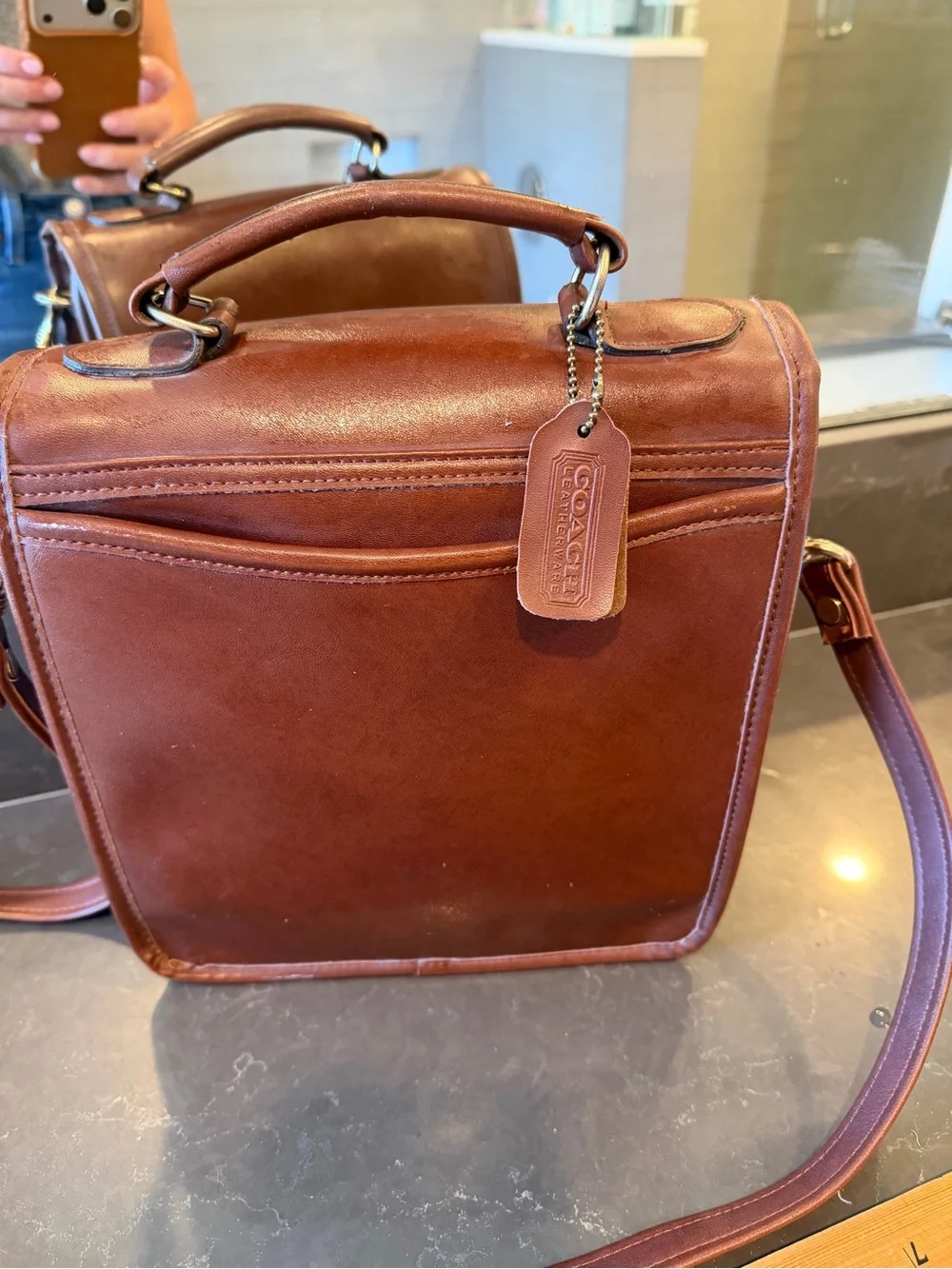 Coach structured messenger